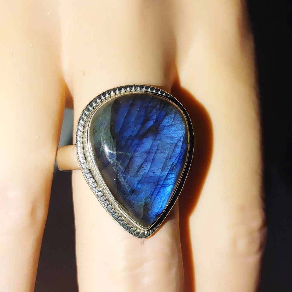 Natural Labradorite Ring Size 8 Teardrop 925 Sterling Silver Gemstone Blue Flash